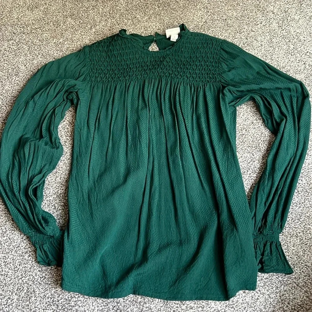 Green blouse